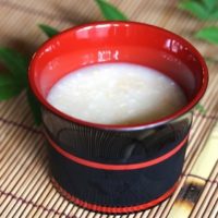 これから秋から冬にかけて米麹使用のノンアルコールの甘酒が人気です！板橋区にありますお茶と海苔の専門店,㈱時田園 高島平店では、ギフトとしてプレゼントにも好評です。